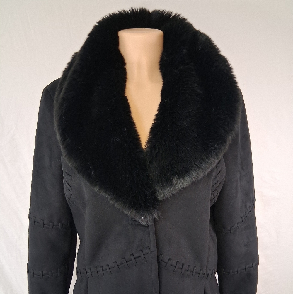 Coldwater Creek Elegant Black Trench Coat with Plush Collar - Picture 15 of 16